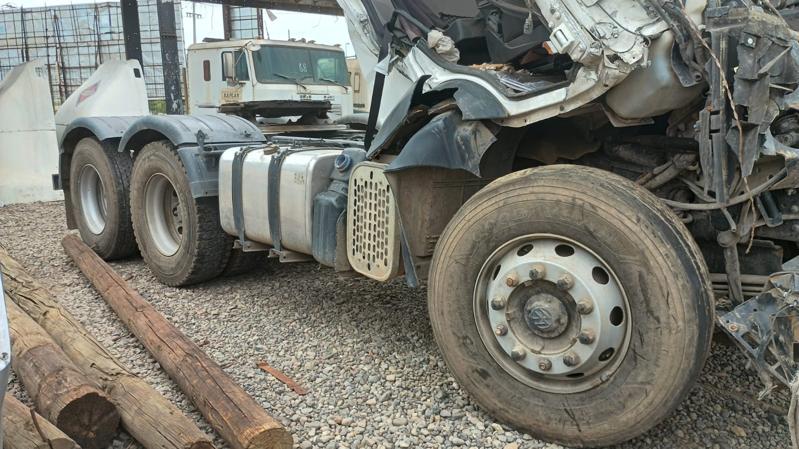 BOMBA ELEVADORA Volkswagen CONSTELLATION 25.360 HR 2011  USADO  EN DESARME